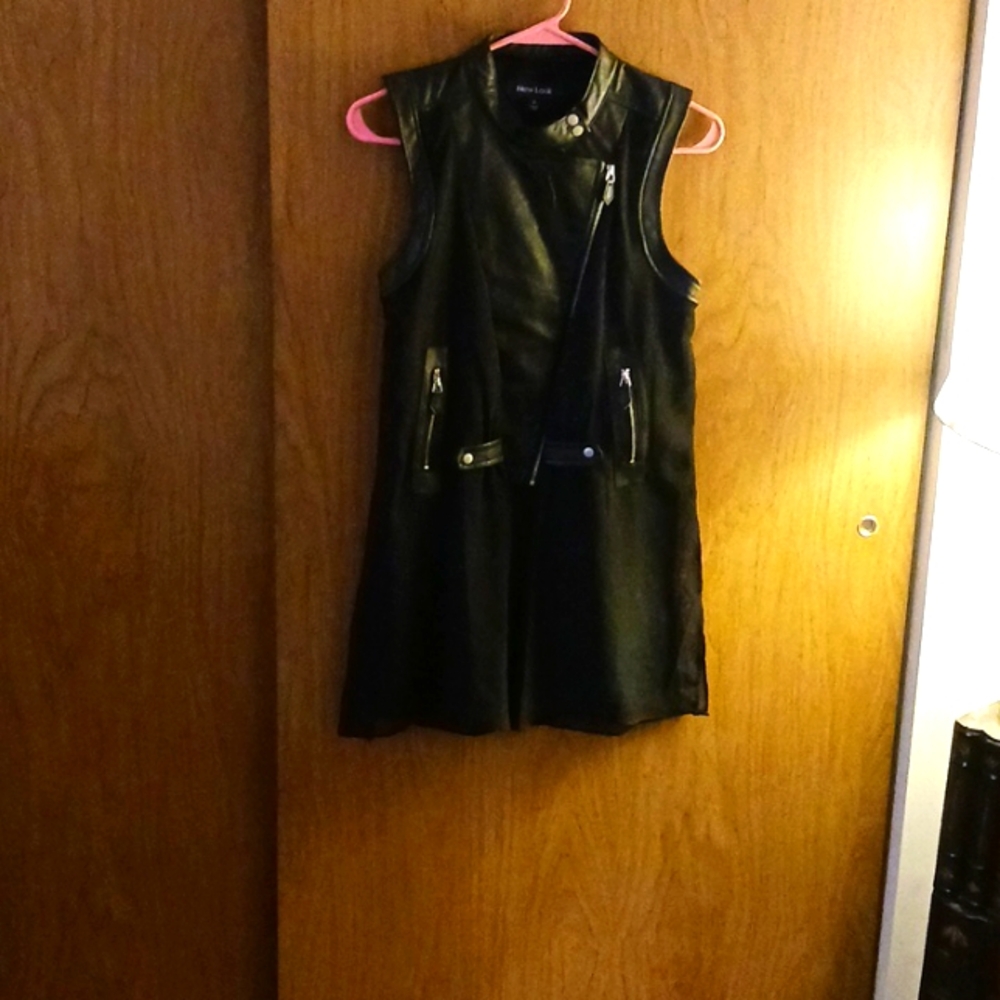 NEW LOOK FAUX LEATHER ZIP-UP MINI-DRESS OR BLOUSE, MOTORCYCLE DESIGN, SMALL